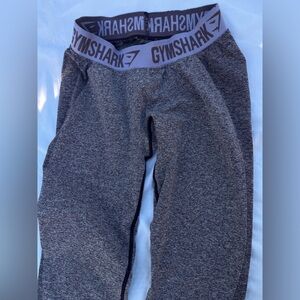 Gymshark ~ Women’s Seamless Magenta/Burgundy Leggings, Size S/M